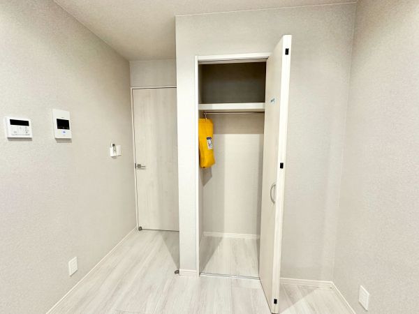 Varme黄金1階1K 収納の画像