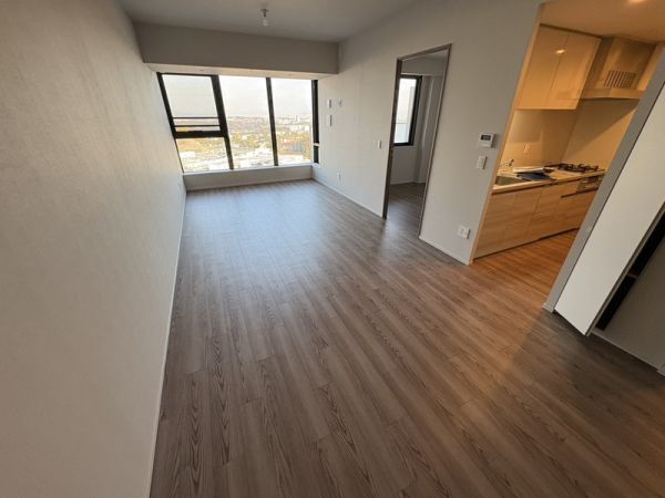 Brillia Tower箕面船場TOP OF THE HILL13階3LDK リビングの画像