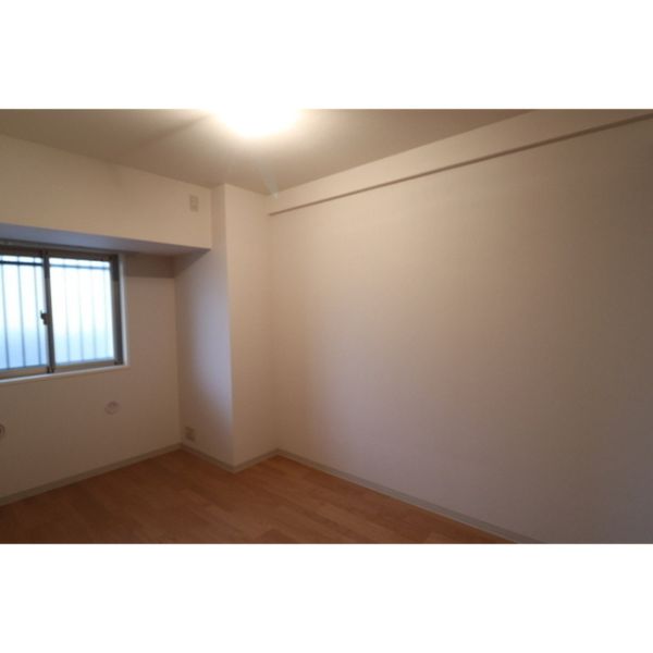 パークナードフィット津雲台2階3LDK 部屋①の画像