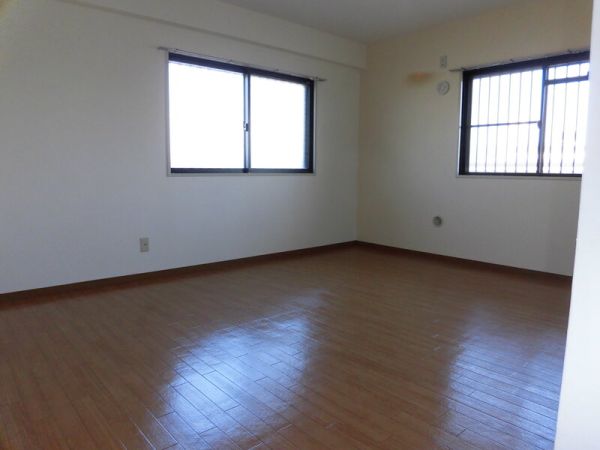 レジェーロ永和6階4LDK以上 部屋①の画像