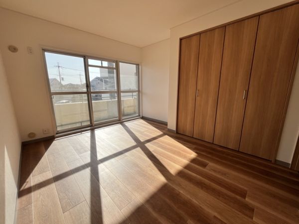 豊中緑丘パークマンション2階3LDK 部屋①の画像