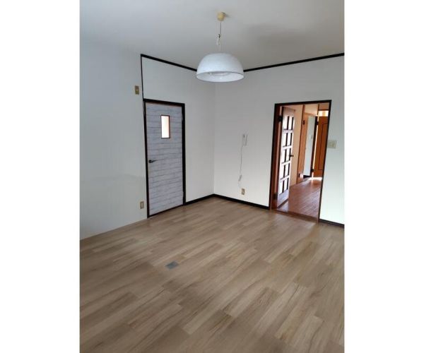 枚方市津田元町平屋1階3LDK リビングの画像