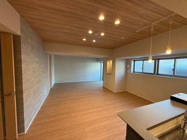 プレミアム長瀬2階2LDK リビングの画像