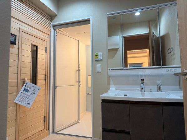 プレミアム長瀬2階2LDK 洗面所の画像