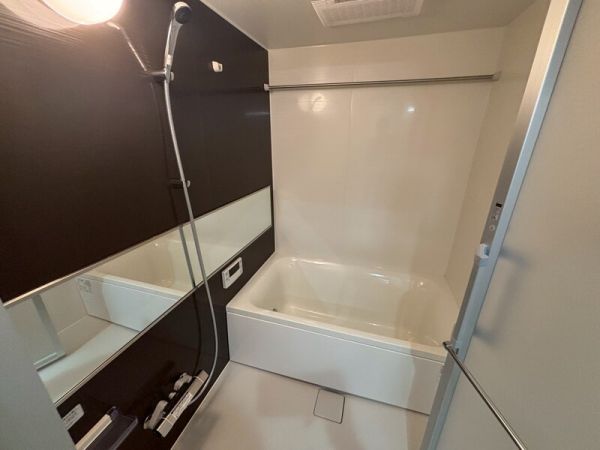プレミアム長瀬3階2LDK お風呂の画像