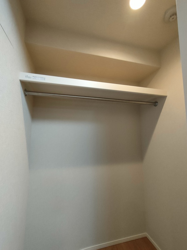 プレミアム長瀬3階2LDK 収納の画像