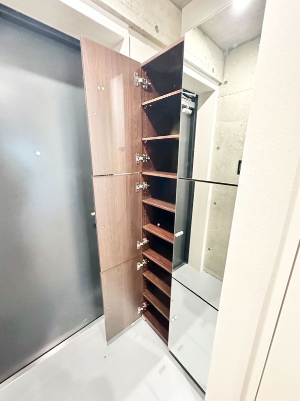 Amirl Premier Imaike2階1LDK 玄関の画像