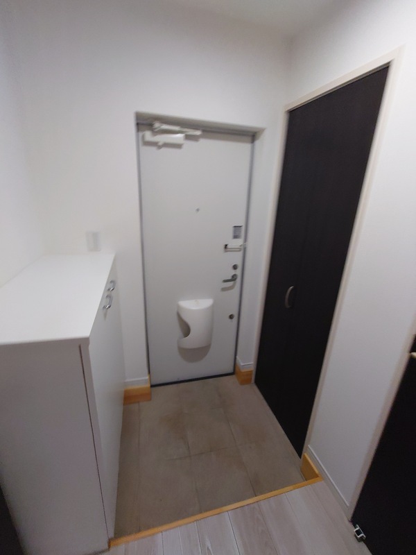 ハイツ清瀧 2階1LDK 玄関の画像