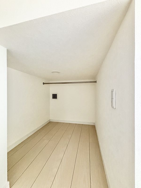 REFINED TASTE 小塚2階1R 収納の画像