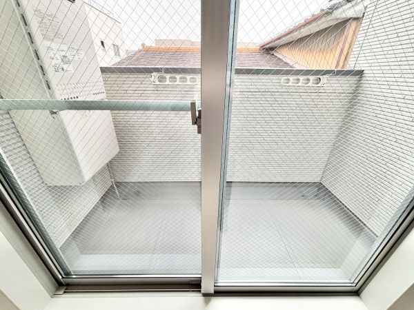 REFINED TASTE 小塚2階1R ベランダの画像