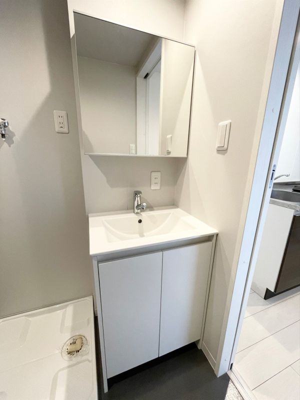 ボルツァーノ2階1R 洗面所の画像