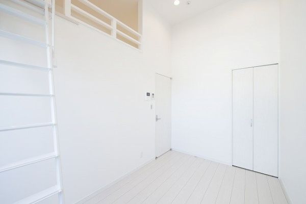 ボルツァーノ1階1R 部屋①の画像