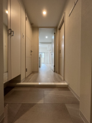 ハピネスガーデン新大阪5階1LDK 玄関の画像