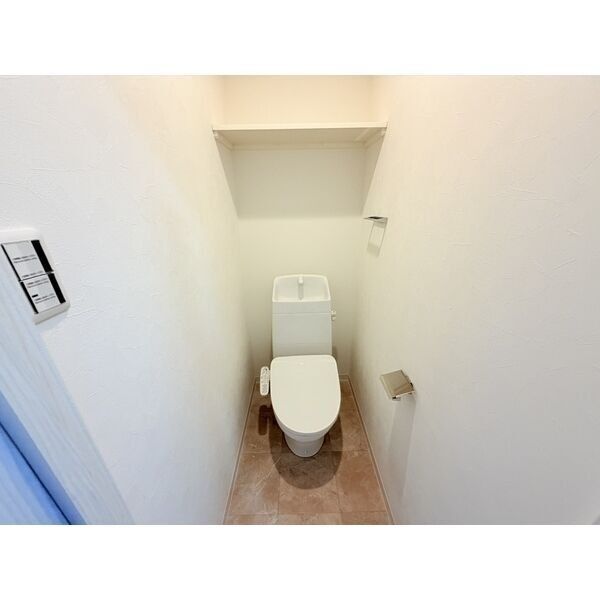 GROOVE豊中レジデンス5階1LDK トイレの画像