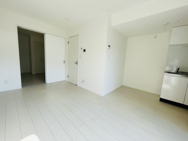 アークティカ小路ン2階1LDK リビングの画像