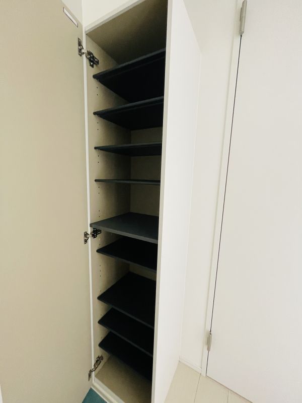 アークティカ小路ン2階1LDK 玄関の画像