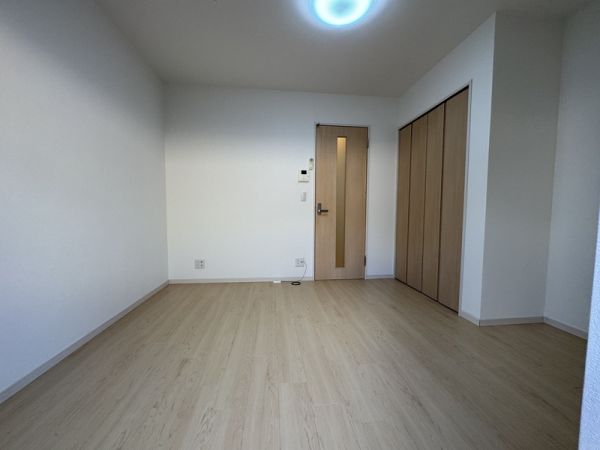 EXハイツ天美2階1K リビングの画像