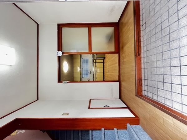 住之江２丁目テラスハウス1階1LDK 玄関の画像