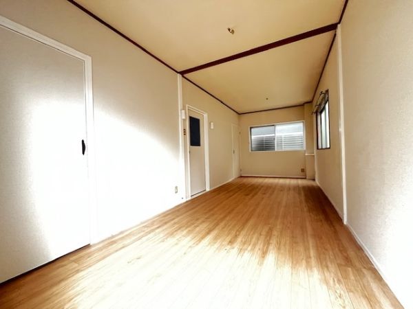 住之江２丁目テラスハウス1階1LDK 部屋①の画像