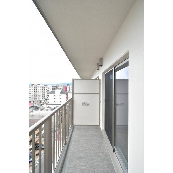 	リアライズ今里南9階1LDK ベランダの画像