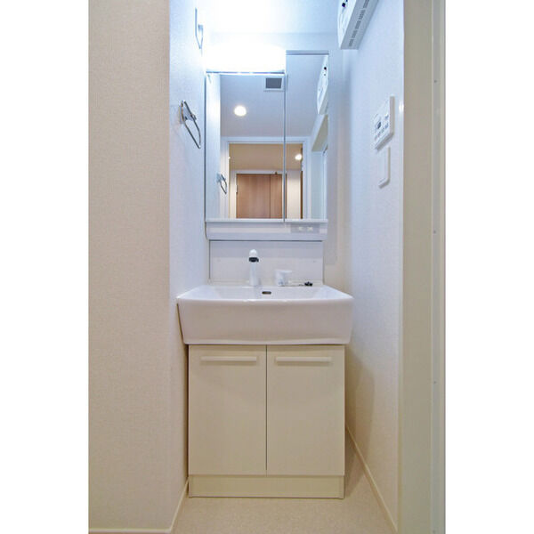 	リアライズ今里南6階1LDK 洗面所の画像