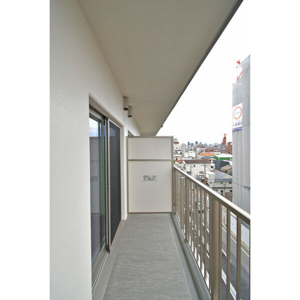 	リアライズ今里南6階1LDK ベランダの画像
