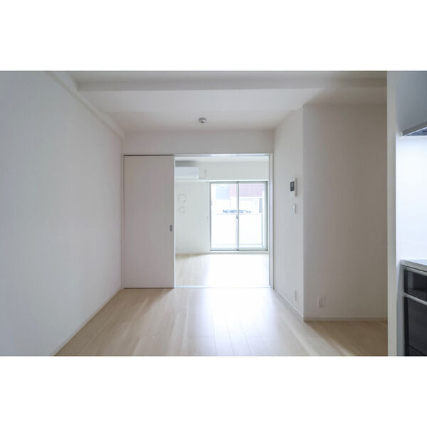 	リアライズ今里南1階1LDK リビングの画像