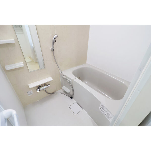	リアライズ今里南1階1LDK お風呂の画像
