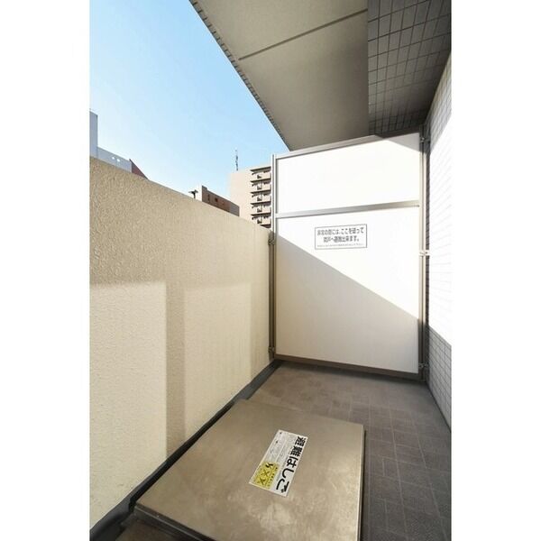 アスリート江坂Ⅱ番館4階1DK ベランダの画像