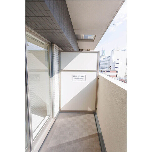 アスリート江坂Ⅱ番館5階1K ベランダの画像