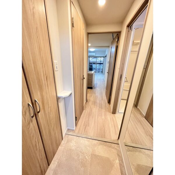 スプランディッド天王寺SOUTH2階1LDK 玄関の画像