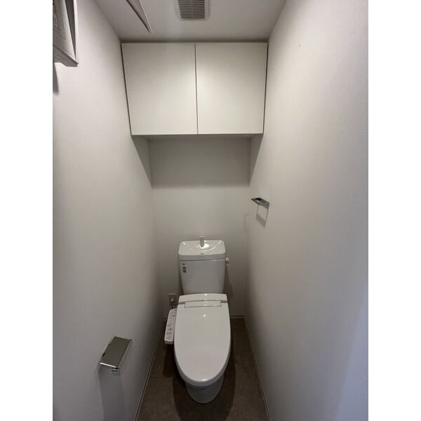 ルフォンプログレ南森町7階1LDK トイレの画像