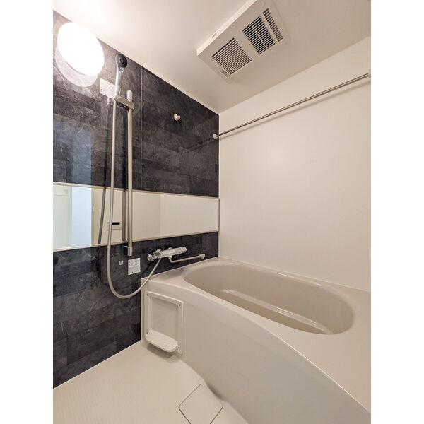 ルフォンプログレ南森町7階1LDK お風呂の画像