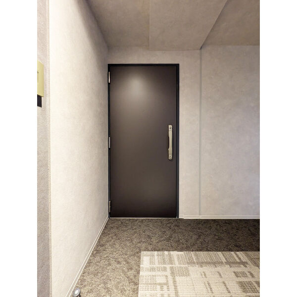 ルフォンプログレ南森町9階1LDK 玄関の画像