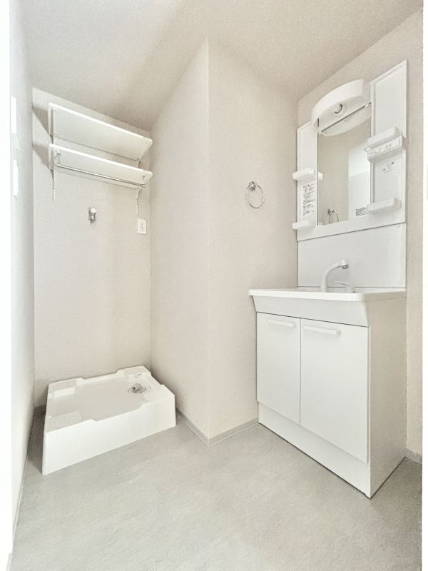 Maururu高畑2階1LDK 洗面所の画像