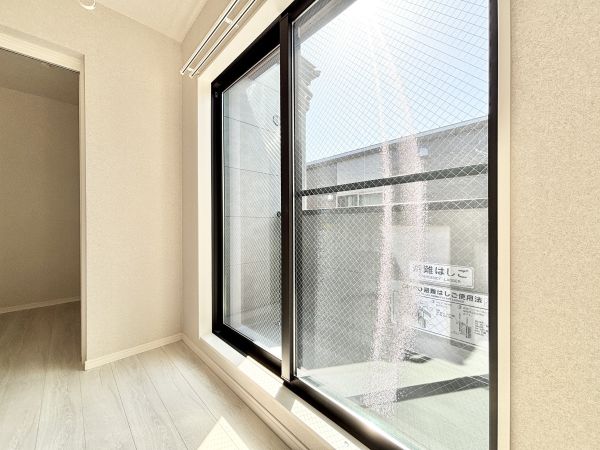 Maururu高畑1階1LDK ベランダの画像