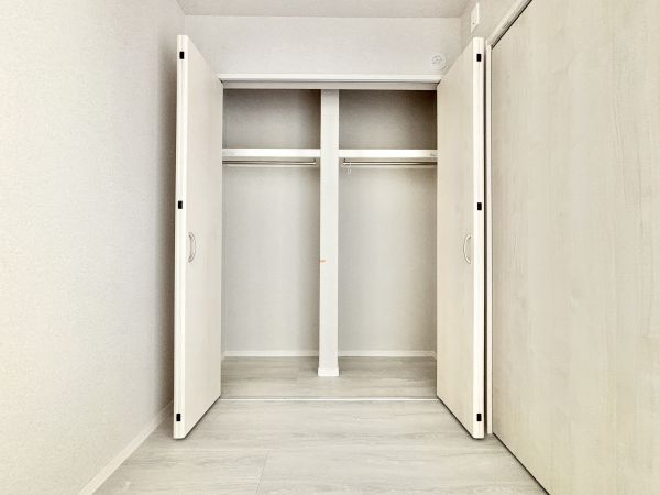 Maururu高畑3階1LDK 収納の画像