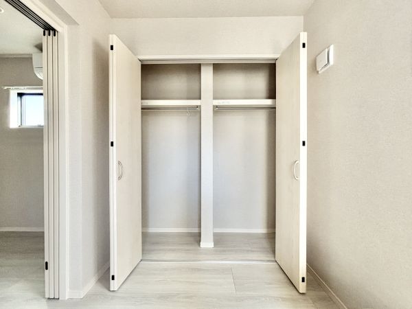 Maururu高畑2階1LDK 収納の画像