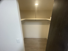 ルクスエテルナ江戸堀8階2LDK 収納の画像