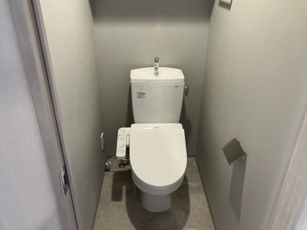 ブランシエスタ南吹田パークサイド8階1LDK トイレの画像