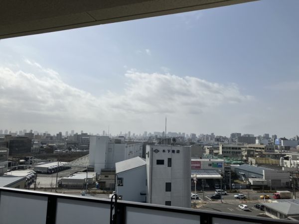ブランシエスタ南吹田パークサイド8階1LDK 景観の画像