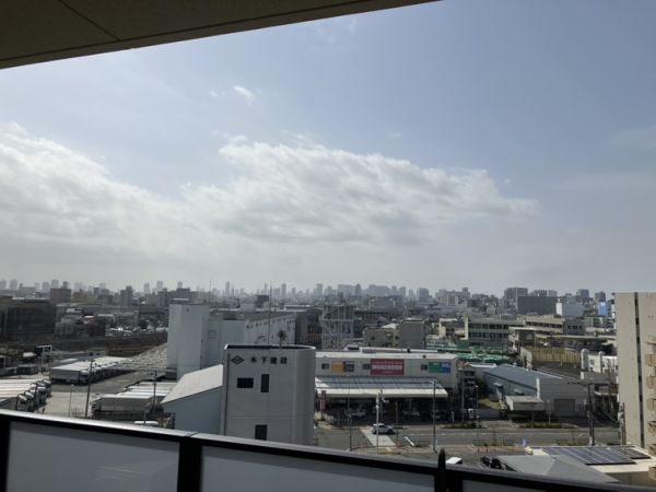ブランシエスタ南吹田パークサイド9階1LDK 景観の画像