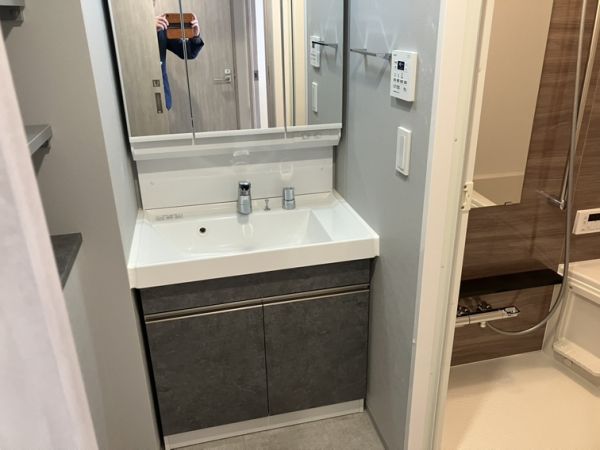 ブランシエスタ南吹田パークサイド10階1LDK 洗面所の画像