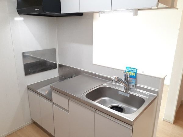 ブランシュシュ2階1LDK キッチンの画像