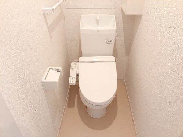 ブランシュシュ2階1LDK トイレの画像