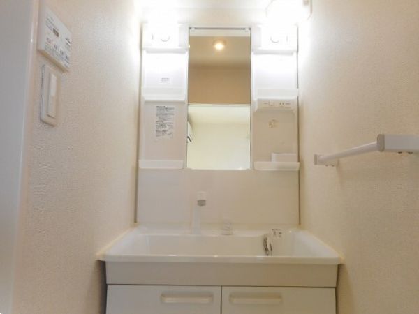 ブランシュシュ3階1LDK 洗面所の画像