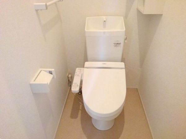 ブランシュシュ3階1LDK トイレの画像