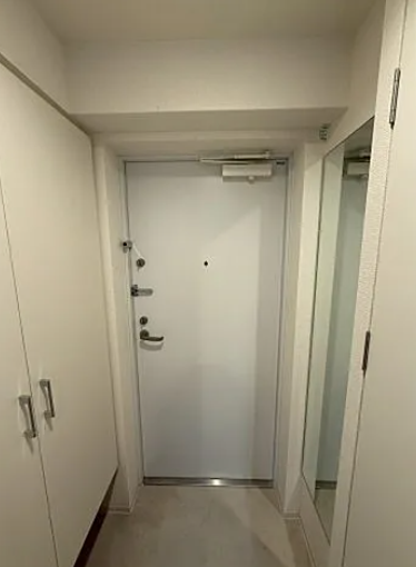 セレニテ東梅田アリエ5階2K 玄関の画像