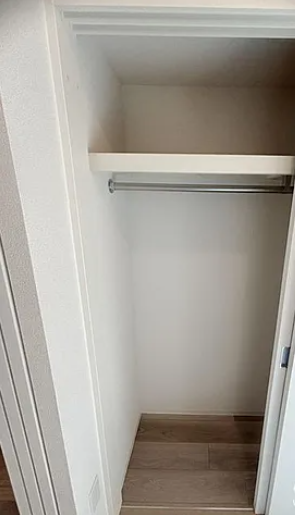 セレニテ東梅田アリエ11階2K 収納の画像