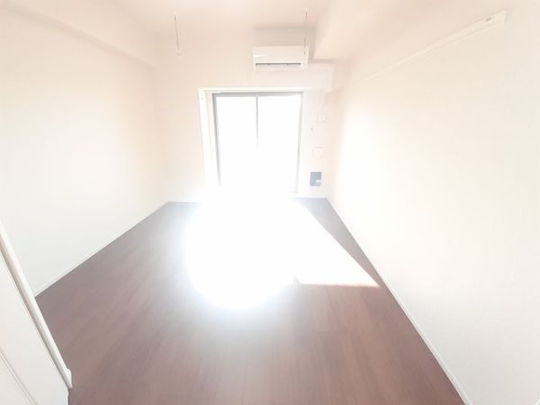 セイント野並4階1K リビングの画像